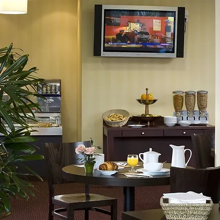 Ibis Styles Lyon Arena Stadium 3* Meyzieu