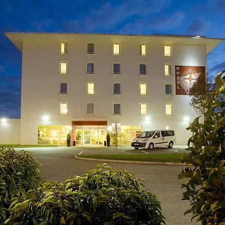 Ibis Styles Lyon Arena Stadium