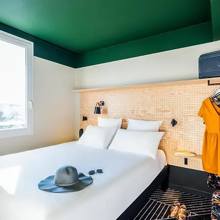 Ibis Styles Lyon Arena Stadium Meyzieu